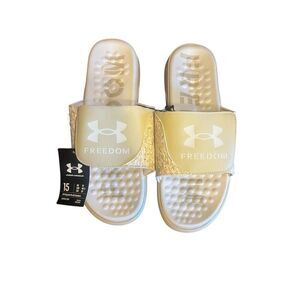 Under Armour Men’s 15 Ignite Pro SL Freedom cream slides beach vacation